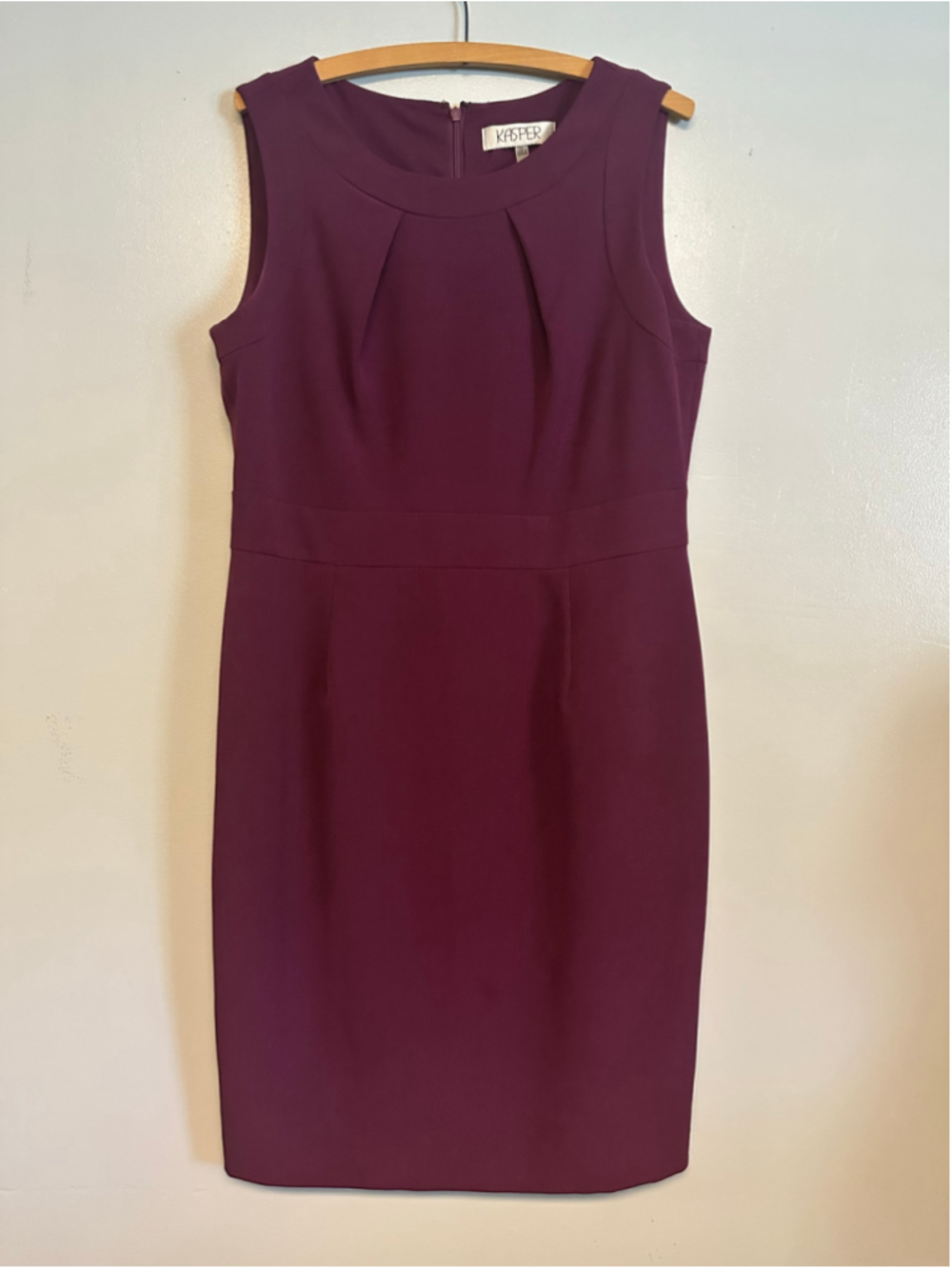 Kasper Sheath Dress Sleeveless Midi Length Purple Size 12 Formal Professional
